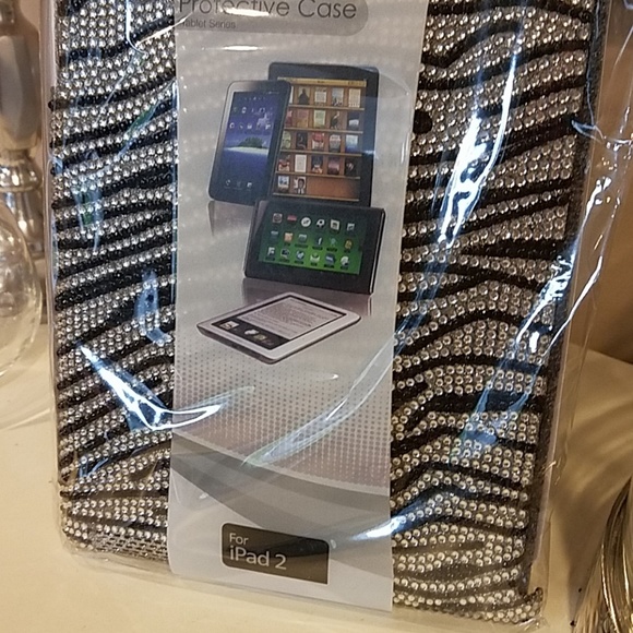 Cellairis iPad 2 Case New/tag in Plastic - Picture 5 of 8